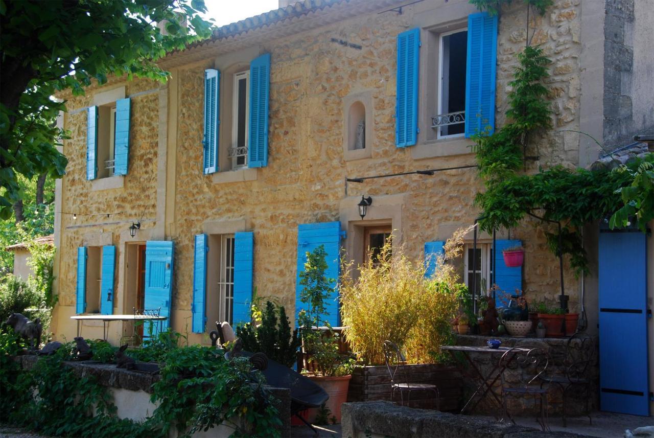 Готель Les Volets Bleus Provence Салон-де-Прованс Екстер'єр фото